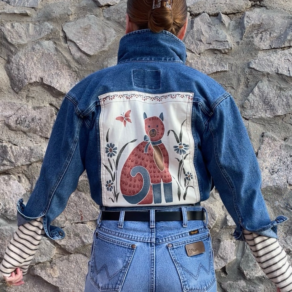 Sierra Pacific | Vintage Patchwork Cat Button Down Denim Jacket